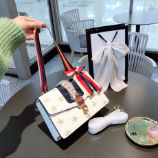 GUCCI 구찌 크로스백 25*16cm