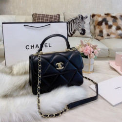 CHANEL 샤넬 크로스백 25x17cm