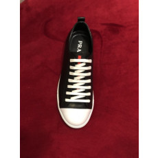 PRADA 프라다 가죽 스니커즈