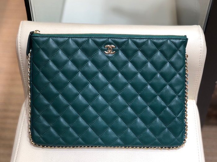 CHANEL 샤넬 2020 레더 클러치백,CHAB1238,28CM,그린