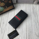 GUCCI 구찌 남여공용 클래식 반,지퍼,장지갑