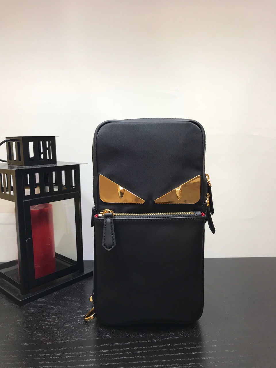 FENDI 펜디 2020 남여공용 백버그 체스트백 금장,은장