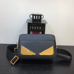 FENDI 펜디 백버그 크로스백 금장