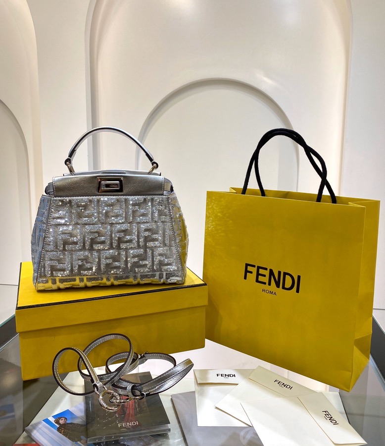 FENDI 펜디 피카부 미니 2가지 종류