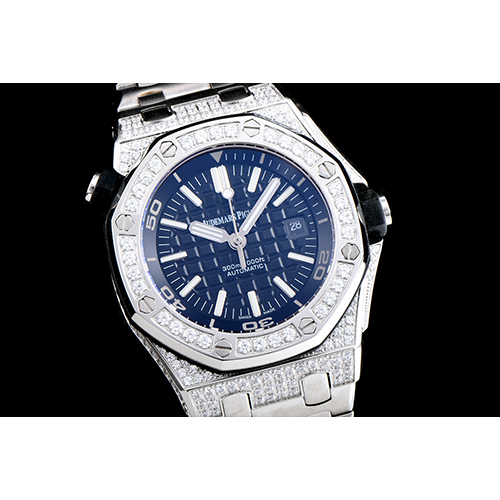 AUDEMARS PIGUET 오데마피게 로얄오크 오프쇼어-11(솔리드백)