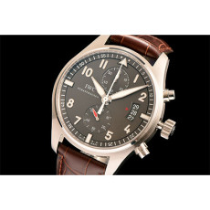 IWC 아이더블유씨 파일럿 크로노그라프 IW387802