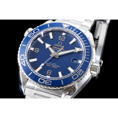 OMEGA 오메가 씨마스터 600m-26 수정형 215.30.44.21.03.001