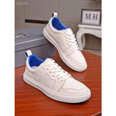 PRADA 프라다 스니커즈 M2197