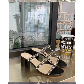 VALENTINO 발렌티노 락스터드 샌들힐 6.5cm N01471-3