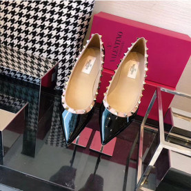 VALENTINO 발렌티노 락스터드 플랫 1cm M1346-6