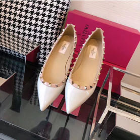 VALENTINO 발렌티노 락스터드 플랫 1cm M1346-7