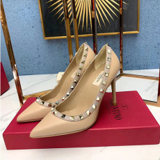 VALENTINO 발렌티노 락스터드힐 9.5cm M2184-1