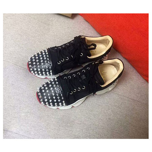 CHRISTIAN LOUBOUTIN 크리스찬루부탱 M00747