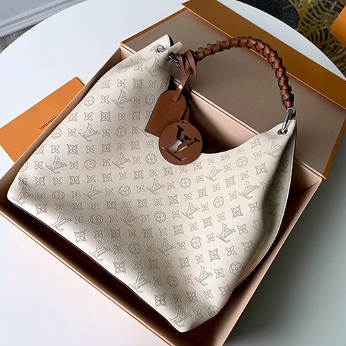LOUIS VUITTON 루이비통 토트봄신상 M53188