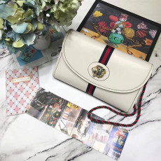 GUCCI 구찌 타이거헤드 숄더백 564697 봄신상