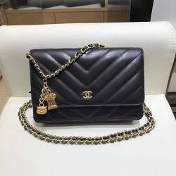 CHANEL 샤넬 WOC 신상 쉐브론 미니백 AS88625