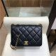CHANEL 샤넬 플랩 숄더백 AS8869 신상