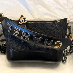 CHANEL 샤넬 가브리엘 호보백 A08022 신상