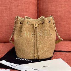 CHANEL 샤넬 버킷백 A60588-2 신상