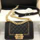 CHANEL 샤넬 리보이 20CM AS67085 2020/신상