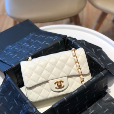 CHANEL 샤넬 클래식 플랩 미니백 A01116 (프랑스 수입가죽)
