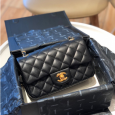 CHANEL 샤넬 클래식 플랩 미니백 A01116 (프랑스 수입가죽)