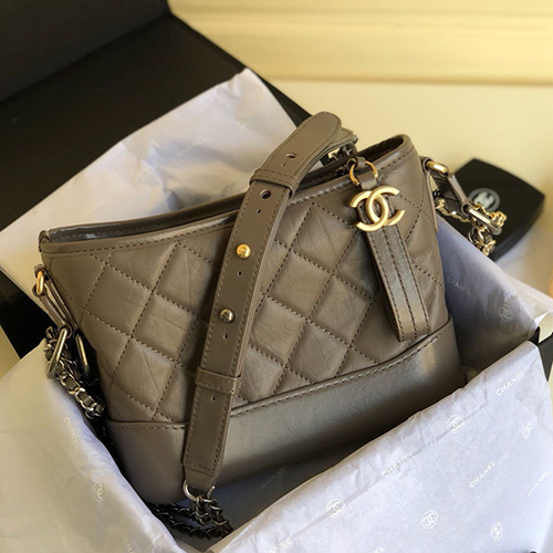 CHANEL 샤넬 가브리엘 호보백 20CM AS8022-4 신상