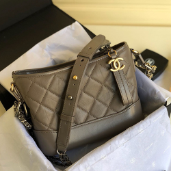 CHANEL 샤넬 가브리엘 호보백 20CM AS8022-4 신상