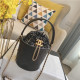CHANEL 샤넬 미니 버킷백 C37722 2020/신상