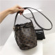 CELINE 셀린느 버킷백 C193700 신상