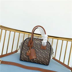 BURBERRY 버버리 큐브백 B5065-1 신상