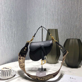 DIOR 디올 새들백 SADDLE M0447 19.5CM