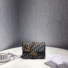 DIOR 디올 오블리크 숄더 OBLIQUE M0250 22CM