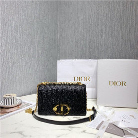 DIOR 디올 몽테뉴  M9202