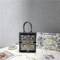 DIOR 디올 미니 북 토트백 D68810-3 신상