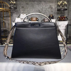 FENDI 펜디 피카부백 블랙 33CM F90150