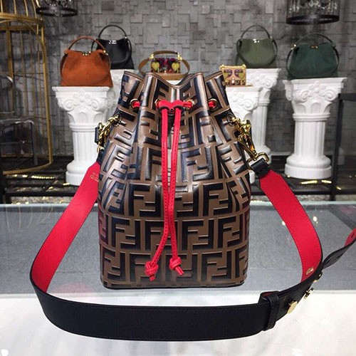 FENDI 펜디 몽트레저 버킷백 봄신상 F30699
