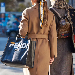 FENDI 펜디 휠라 콜라보 쇼핑백 F80001