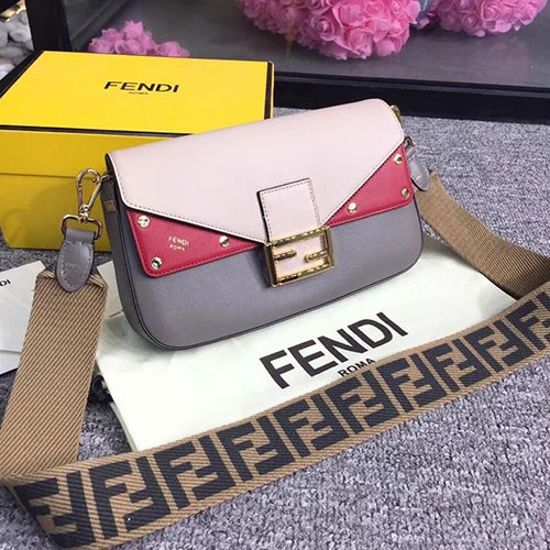 FENDI 펜디 바게트백 신상