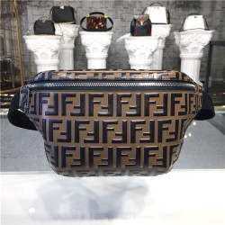 FENDI 펜디 힙색 신상 F848711