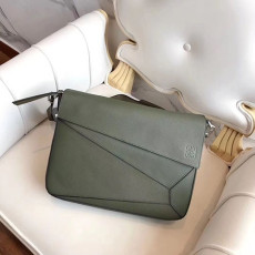 LOEWE 로에베 퍼즐 메신저백 L63009
