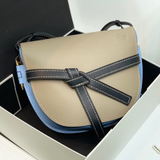 LOEWE 로에베 게이트백 L309100-1 신상