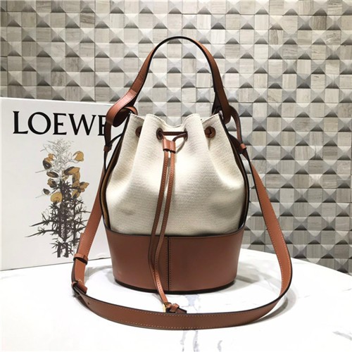 LOEWE 로에베 버킷백 미듐 W52204 2020/신상