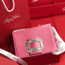 ROGER VIVIER 로저비비에 엠벨리쉬 미니 숄더 18CM R60029