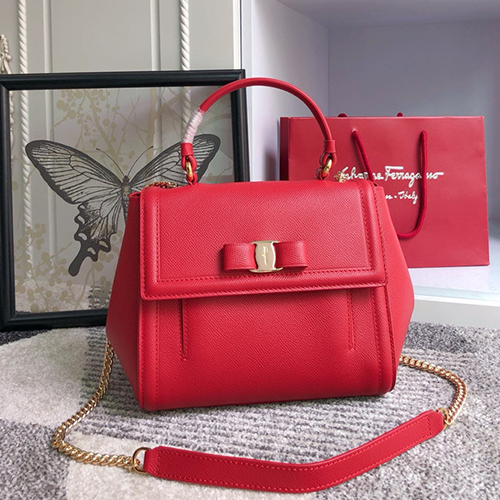 FERRAGAMO 페레가모 바라 플랩백 GM 21F558-3