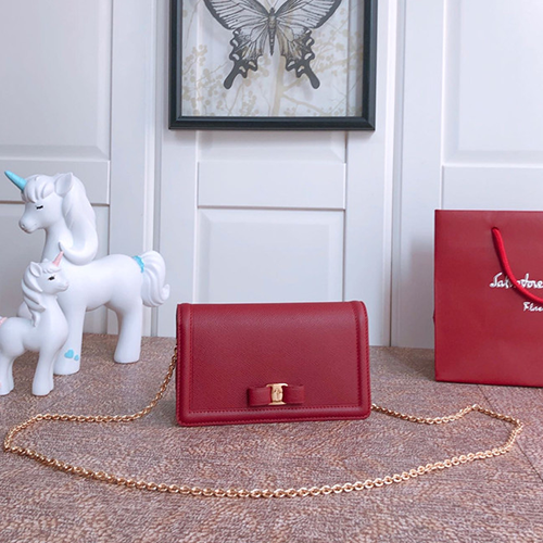 FERRAGAMO 페레가모 미니 체인 숄더백 22C916-1