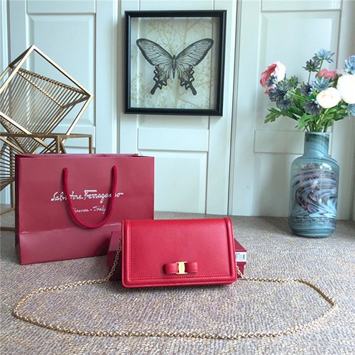 FERRAGAMO 페레가모 미니 체인 숄더백 22C916-2