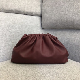 BOTTEGA VENETA 보테가베네타 버터카프 파우치백 라지 576227
