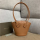 BOTTEGA VENETA 보테가베네타 바스켓 미니 토트백 87105-2 신상