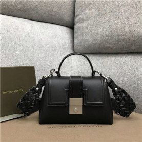 BOTTEGA VENETA 보테가 베네타 미니 토트&숄더백 B567208
